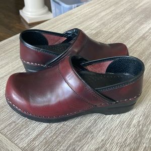 Dansko Professional clogs 37